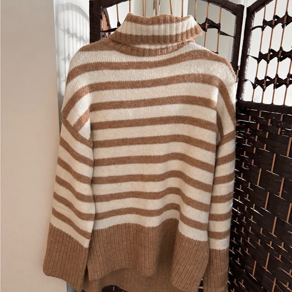 Knit sweater - Small